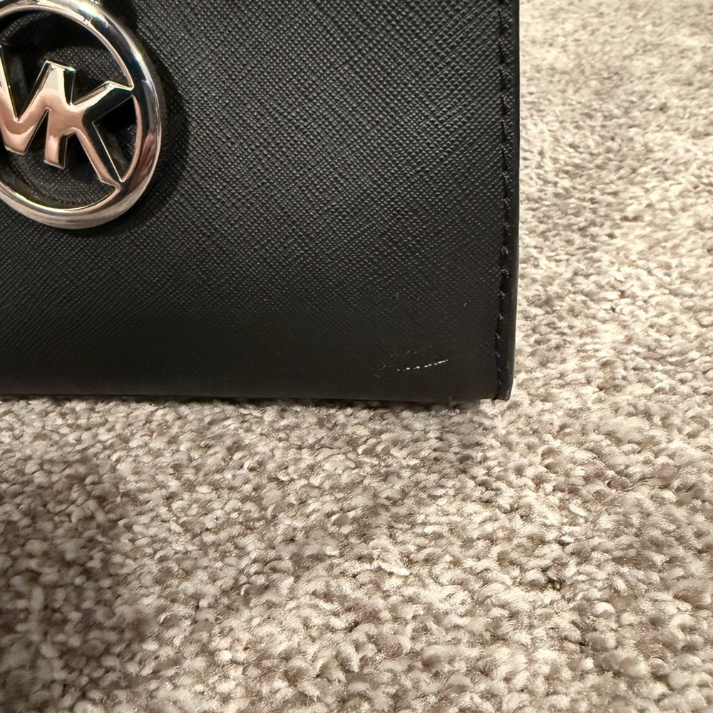 Michael Kors Sheila Medium Satchel - Picture 9 of 10